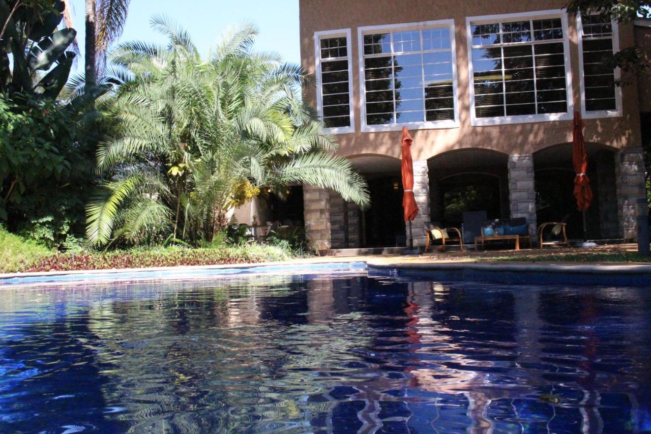 Sandalwood Lodge Harare Extérieur photo